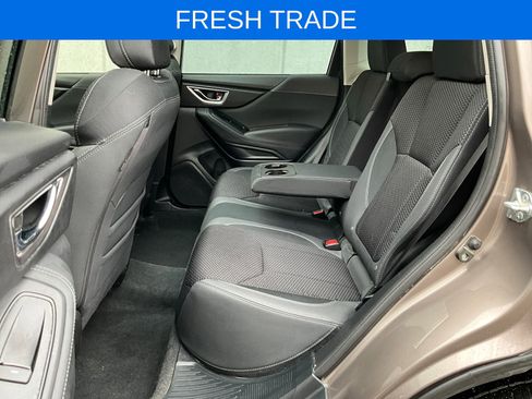 Certified 2023 Subaru Forester Premium image 29