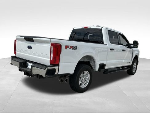 Used 2025 Ford F250 XLT w/ FX4 Off-Road Package AWD/4WD image 11