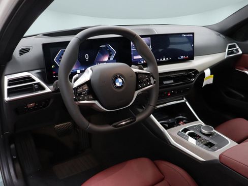 Used 2025 BMW 330i 330i w/ Premium Package image 11