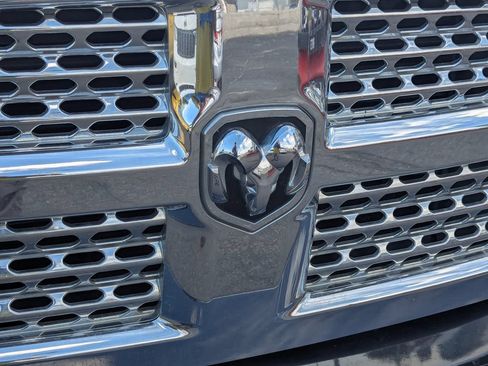 Used 2016 RAM 1500 Laramie w/ Convenience Group AWD/4WD image 12
