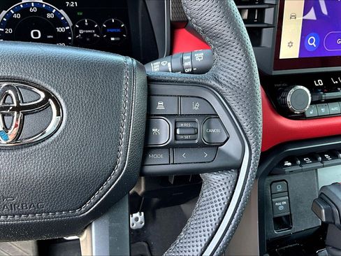 Used 2026 Toyota Sequoia TRD Pro AWD/4WD image 12