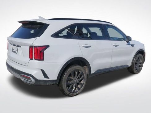 Used 2023 Kia Sorento SX image 8