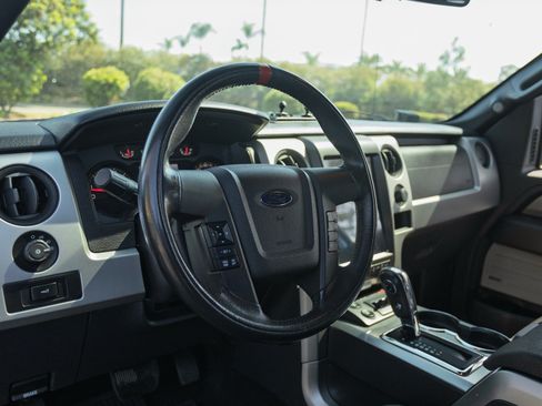 Used 2013 Ford F150 Raptor w/ Luxury Equipment Group AWD/4WD image 17