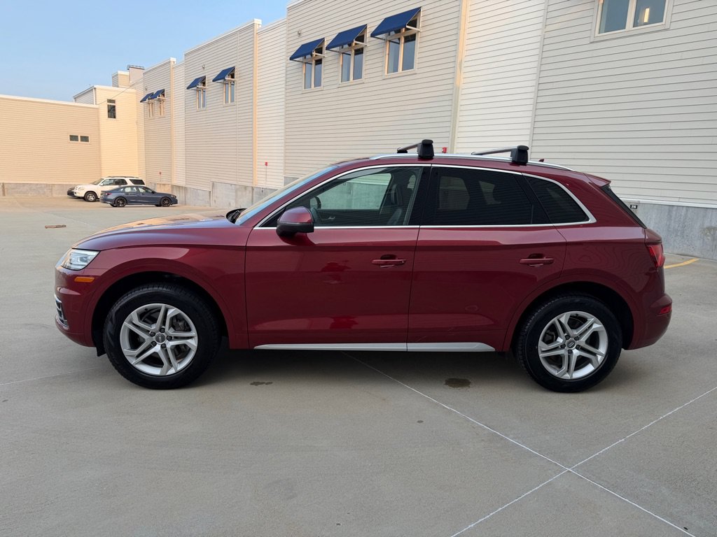 Used 2019 Audi Q5 Premium AWD/4WD image 6