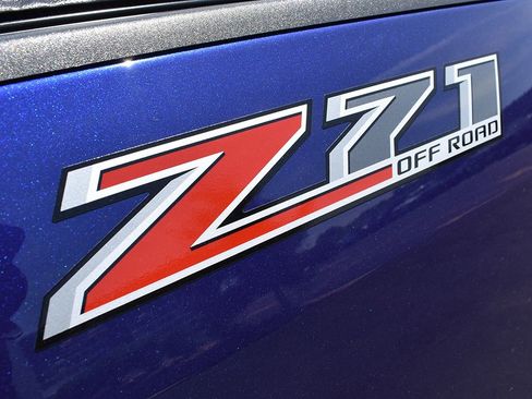 Used 2016 Chevrolet Colorado Z71 AWD/4WD image 7