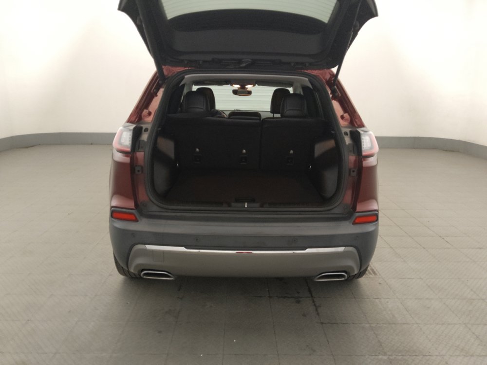 Used 2019 Jeep Cherokee Limited AWD/4WD image 29