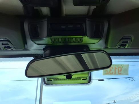 Used 2024 Jeep Wrangler Unlimited Sahara image 24