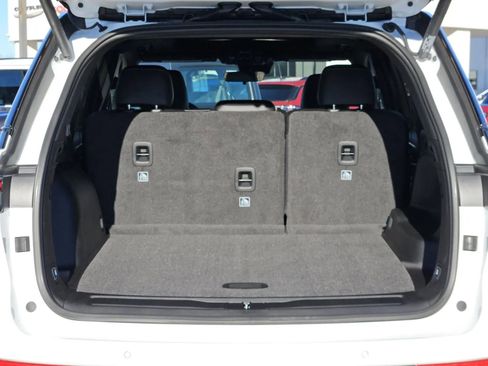 New 2025 Jeep Grand Cherokee Limited image 7