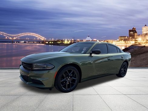 Used 2022 Dodge Charger SXT w/ Blacktop Package image 1