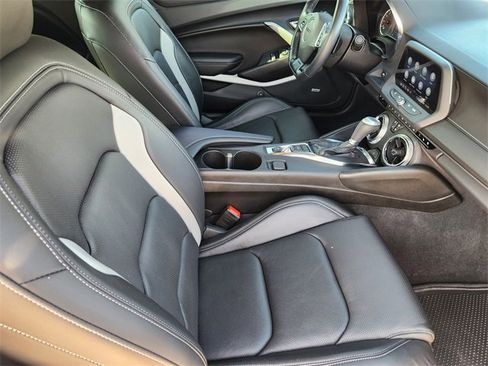 Used 2023 Chevrolet Camaro LT w/ RS Package image 14