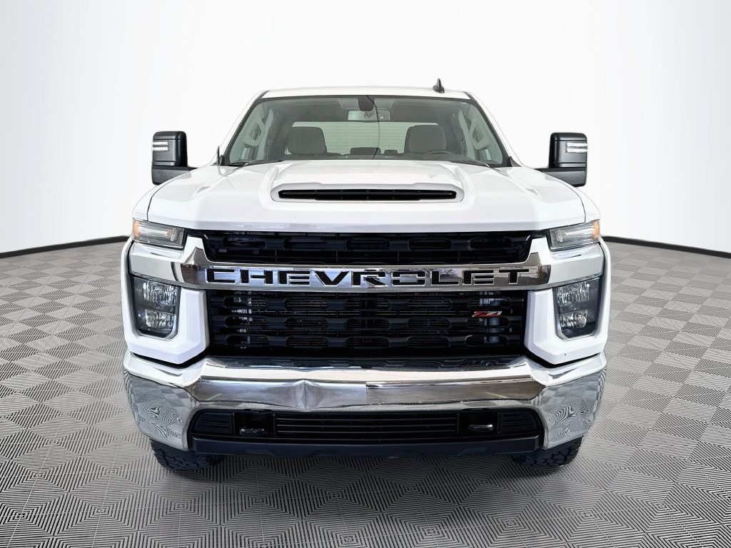 Used 2023 Chevrolet Silverado 2500 LT AWD/4WD image 2