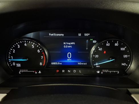 Used 2023 Ford Explorer XLT w/ Equipment Group 202A AWD/4WD image 18