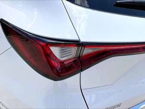 Used 2024 Acura MDX SH-AWD w/ Technology Package image 34