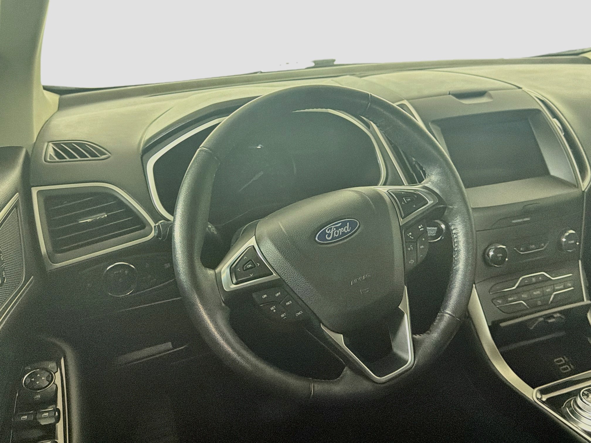 Used 2019 Ford Edge SEL w/ Equipment Group 201A FWD image 18