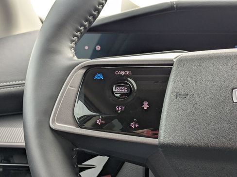 Used 2025 Nissan Murano SV image 15