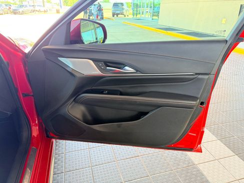 Used 2021 Cadillac CT4 V w/ Technology Package RWD image 12