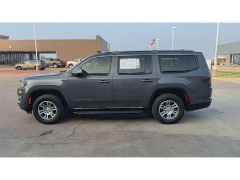 Used 2022 Jeep Wagoneer Series I image 5