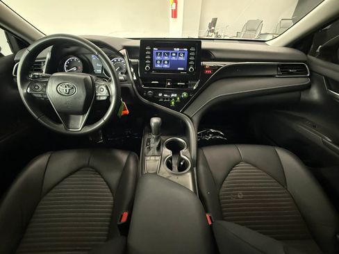 Used 2023 Toyota Camry SE FWD image 21