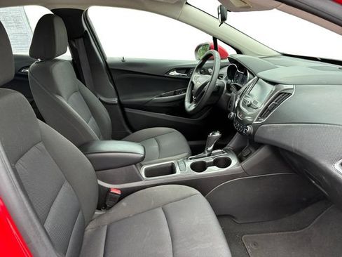 Used 2016 Chevrolet Cruze LT w/ Convenience Package FWD image 12
