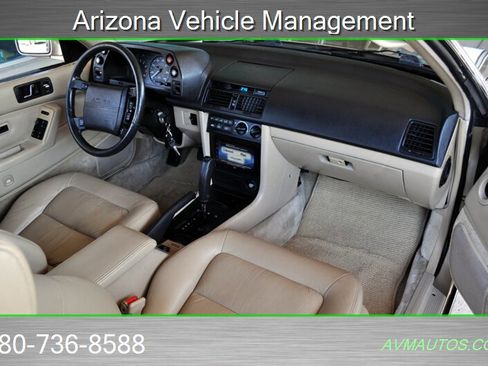 Used 1990 Acura Legend L image 32