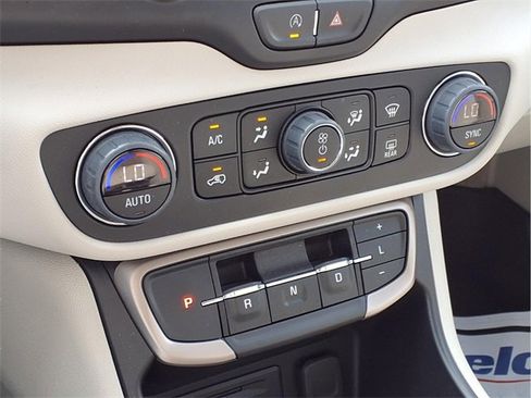 Used 2023 GMC Terrain Denali w/ Denali Premium Package image 14