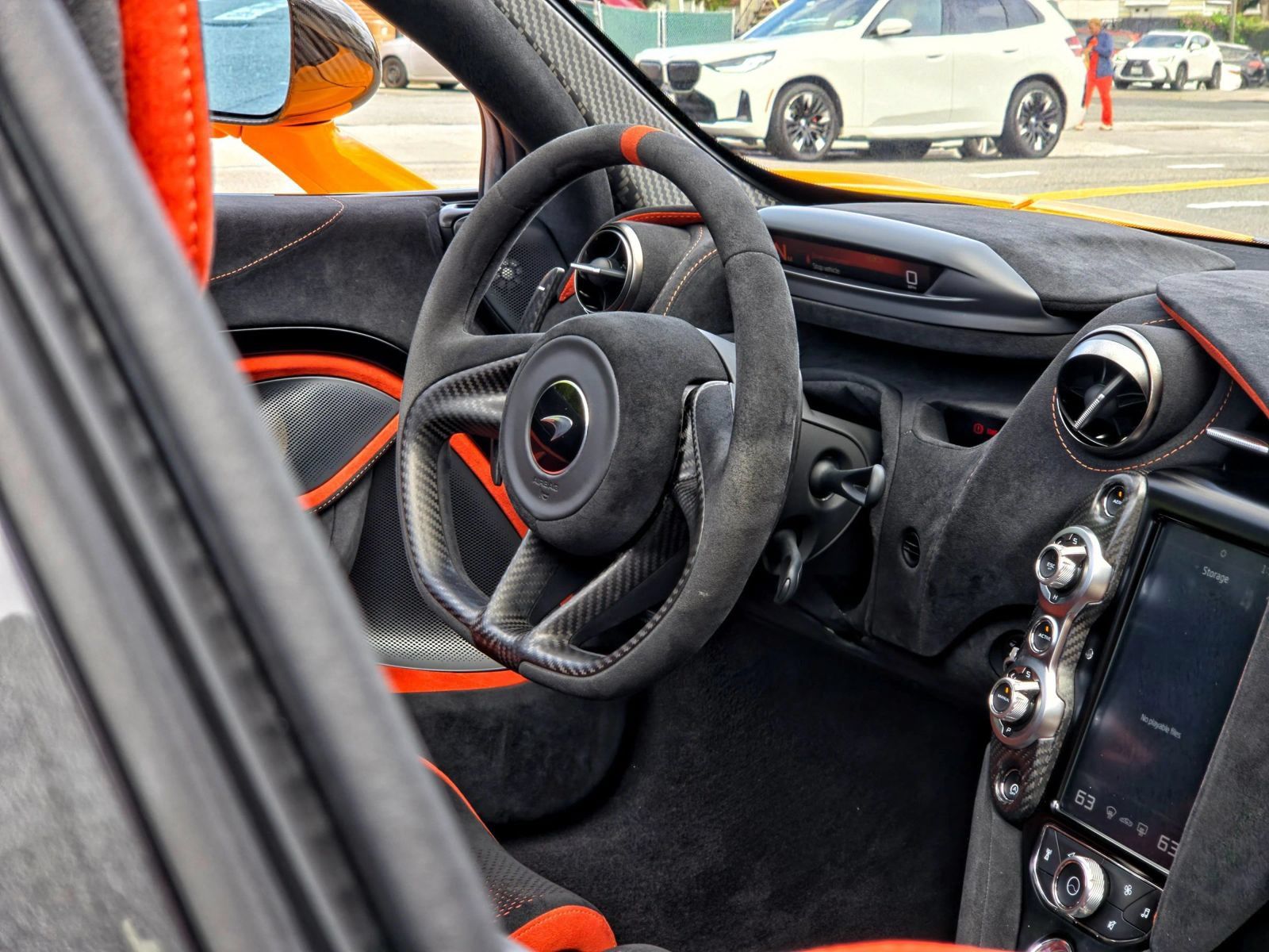 Used 2022 McLaren 765LT RWD image 33