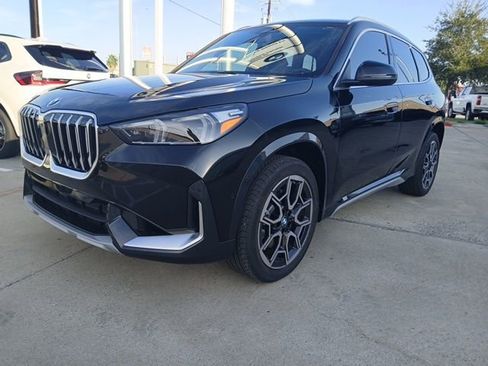 New 2025 BMW X1 xDrive28i w/ Convenience Package image 3