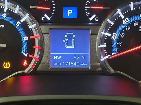 Used 2016 Toyota 4Runner SR5 Premium image 26