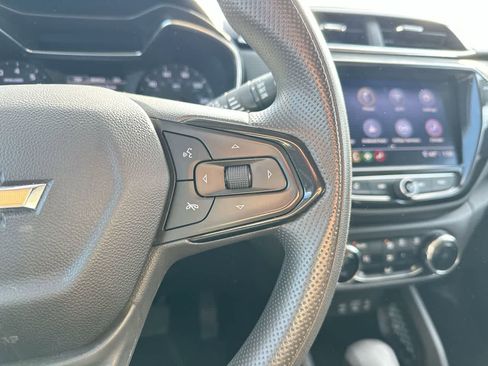 Used 2021 Chevrolet TrailBlazer LT w/ Convenience Package image 29