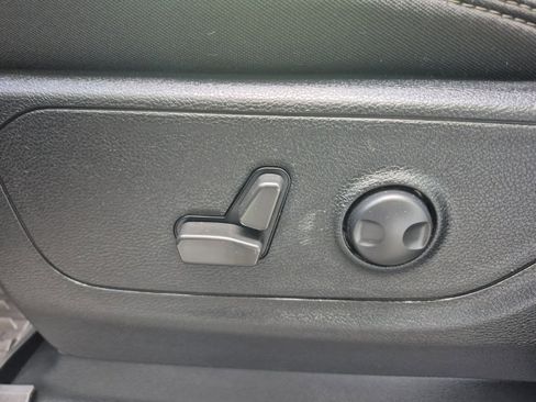 Used 2022 RAM 1500 Big Horn image 17