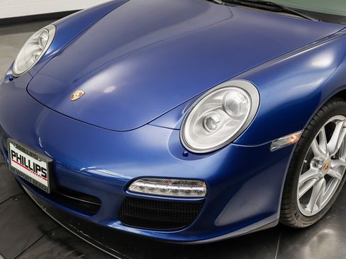 Used 2009 Porsche 911 Carrera RWD image 9