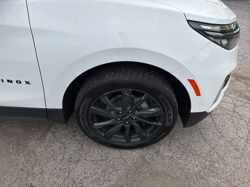 Used 2022 Chevrolet Equinox RS image 33