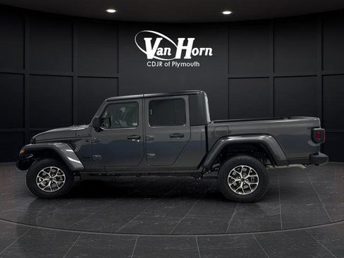 New 2026 Jeep Gladiator Sport image 11