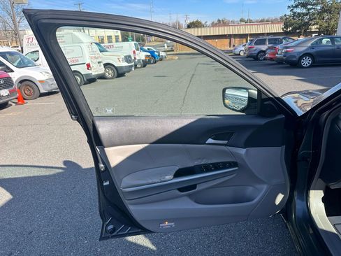 Used 2008 Honda Accord EX-L image 9