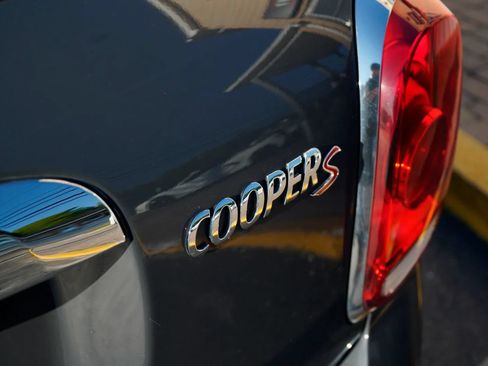 Used 2019 MINI Cooper Countryman S w/ Premium Package FWD image 12