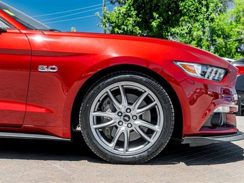 Used 2016 Ford Mustang GT RWD image 11