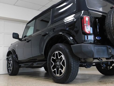 Used 2023 Ford Bronco Outer Banks AWD/4WD image 64