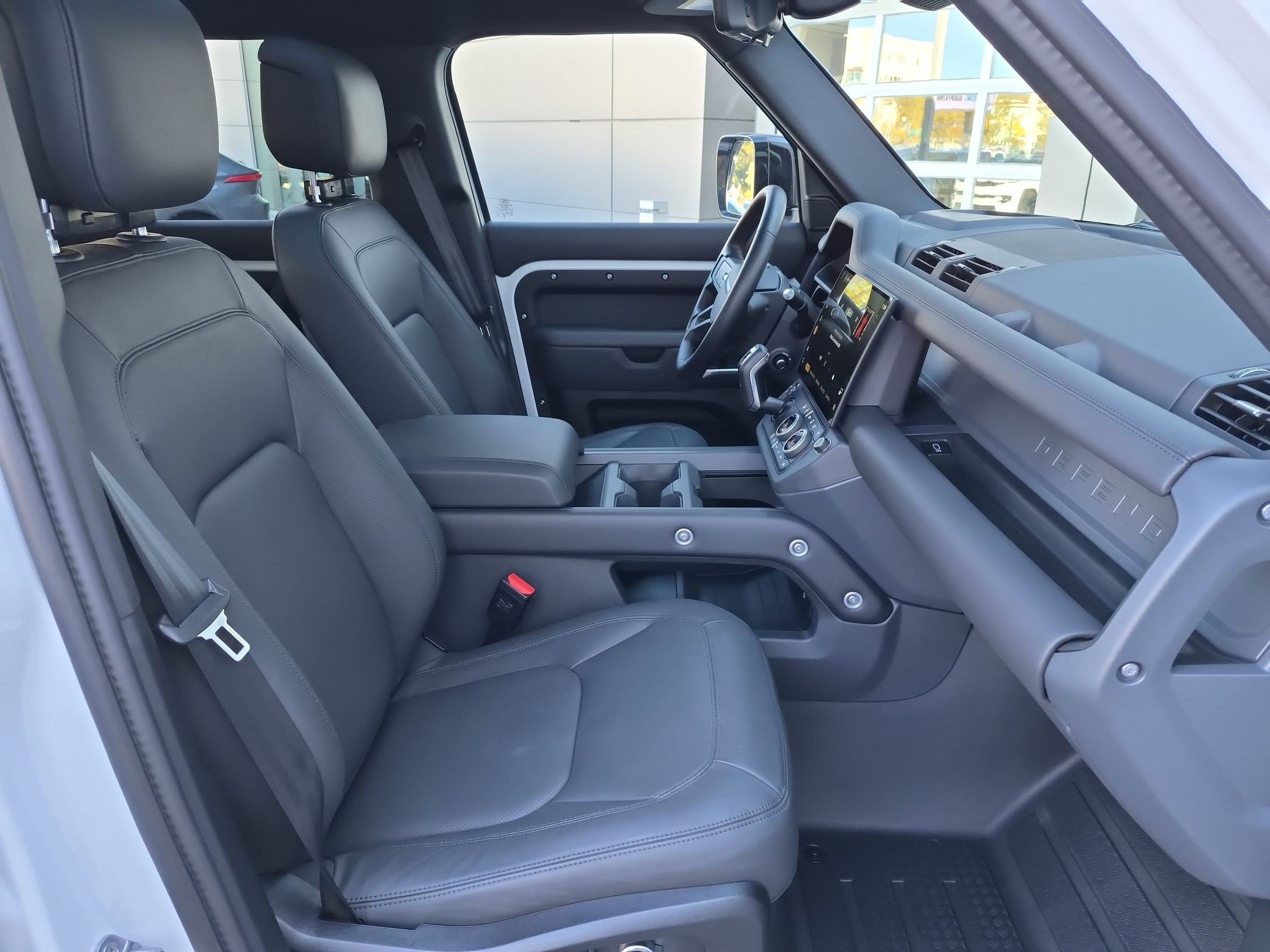 Used 2026 Land Rover Defender 130 S AWD/4WD image 34