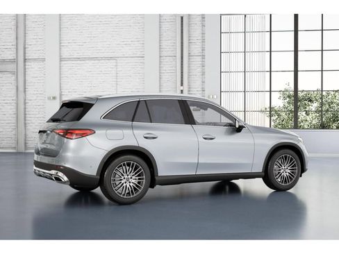 New 2026 Mercedes-Benz GLC 300 4MATIC image 19