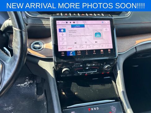 Used 2021 Jeep Grand Cherokee L Summit w/ Advanced Protech Group IV AWD/4WD image 9