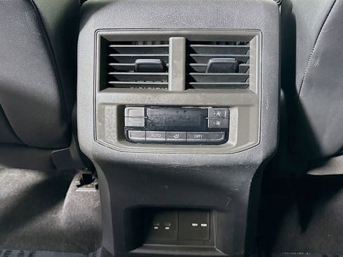 Used 2023 Volkswagen Atlas SE w/ Panoramic Sunroof Package image 23