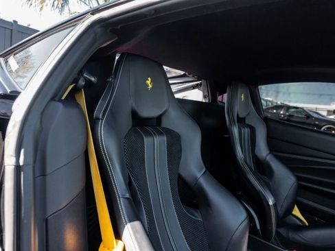 Used 2020 Ferrari F8 Tributo image 18