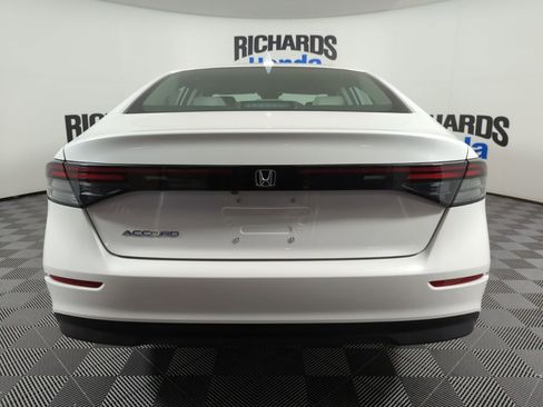 New 2025 Honda Accord LX image 4