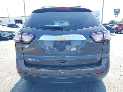 Used 2017 Chevrolet Traverse LT image 5