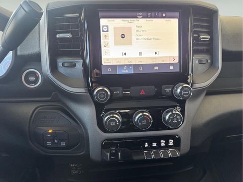 New 2026 RAM 2500 Tradesman AWD/4WD image 19