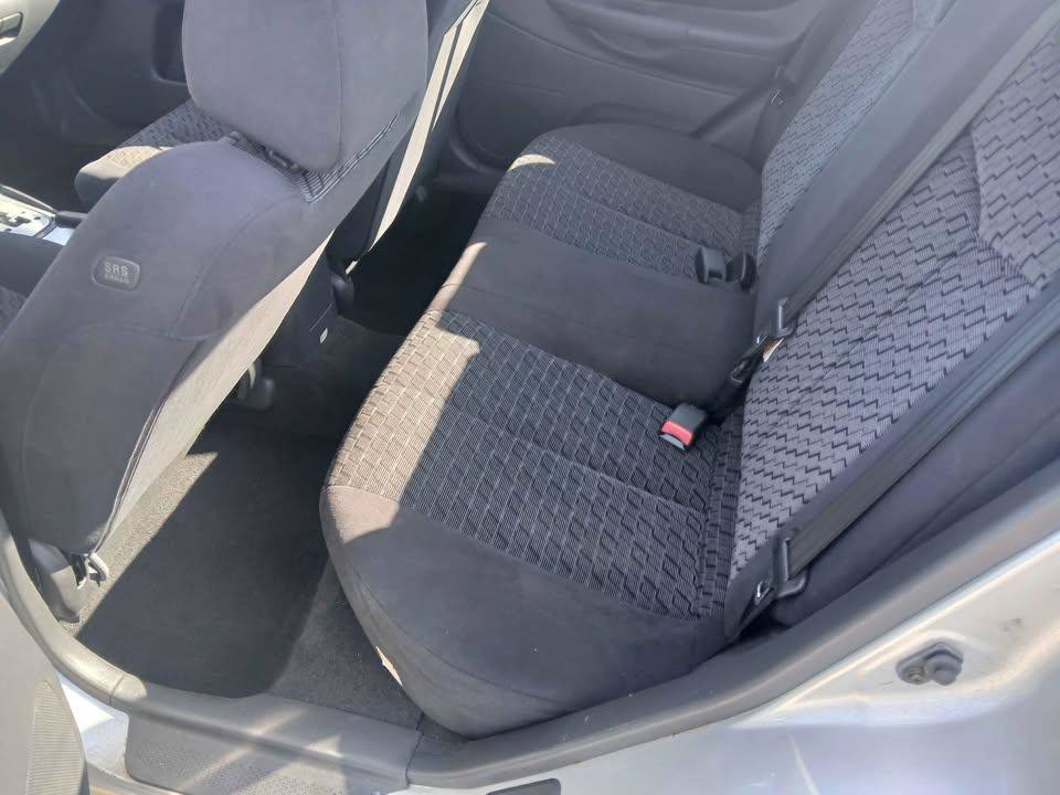 Used 2003 MAZDA Protege FWD image 13