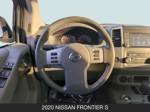 Used 2020 Nissan Frontier S image 12