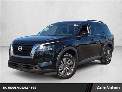 Used 2024 Nissan Pathfinder SV
