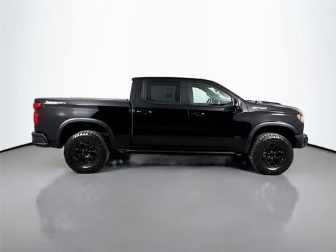 Used 2024 Chevrolet Silverado 1500 ZR2 w/ ZR2 Bison Edition AWD/4WD image 10