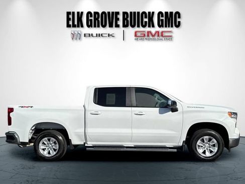 Used 2025 Chevrolet Silverado 1500 LT AWD/4WD image 3